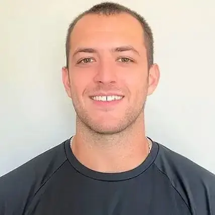 Headshot of Tyler Royal, the health coach that will help with preparation for esketamine via Spravato, a ketamine-based therapy